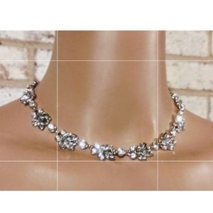 Fashion Silver/Clear Leaf Necklace
